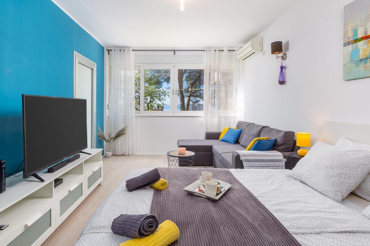 Sunny Studio Apartment With Balcony Rijeka Extérieur photo