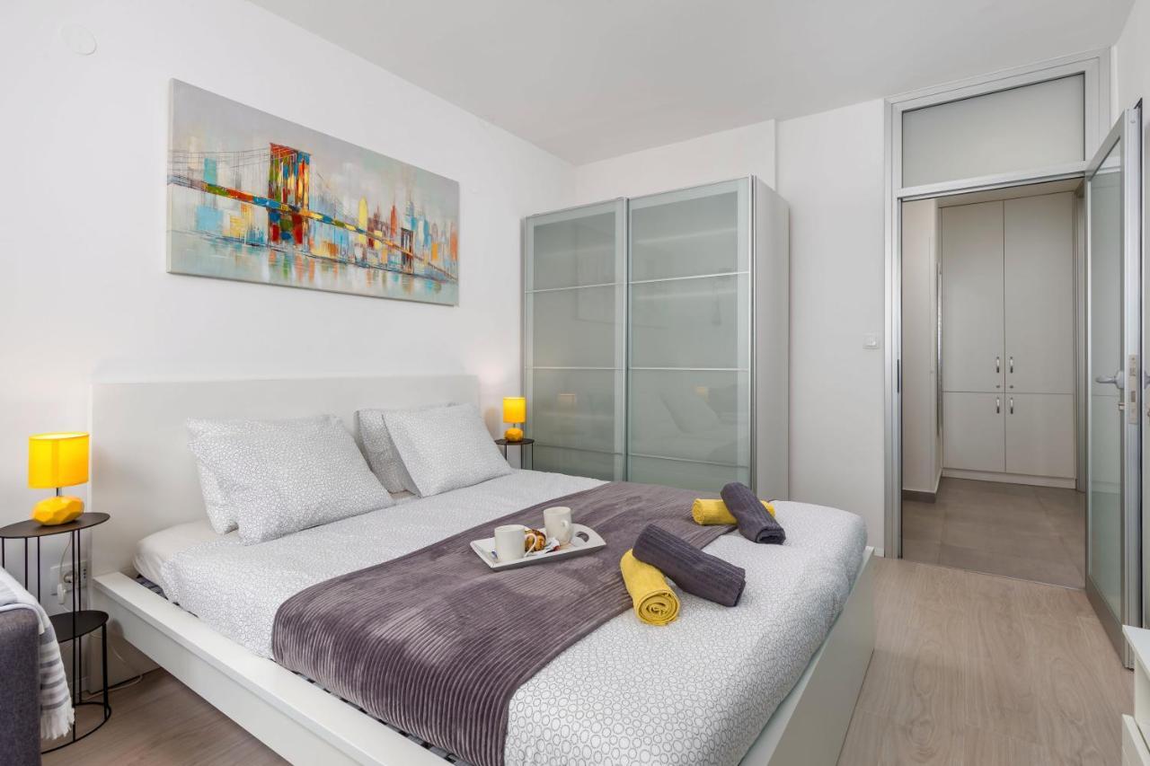Sunny Studio Apartment With Balcony Rijeka Extérieur photo