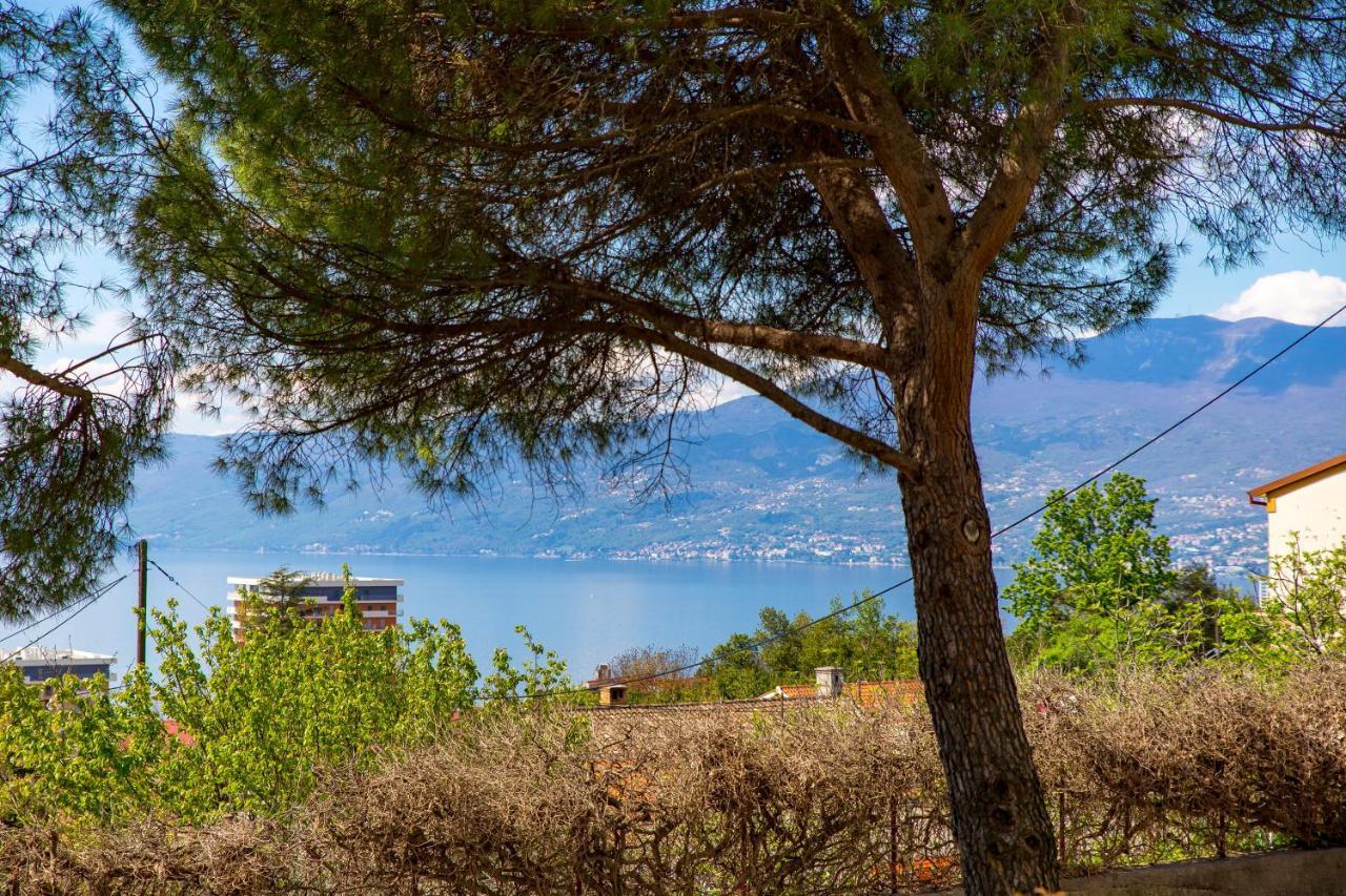 Sunny Studio Apartment With Balcony Rijeka Extérieur photo